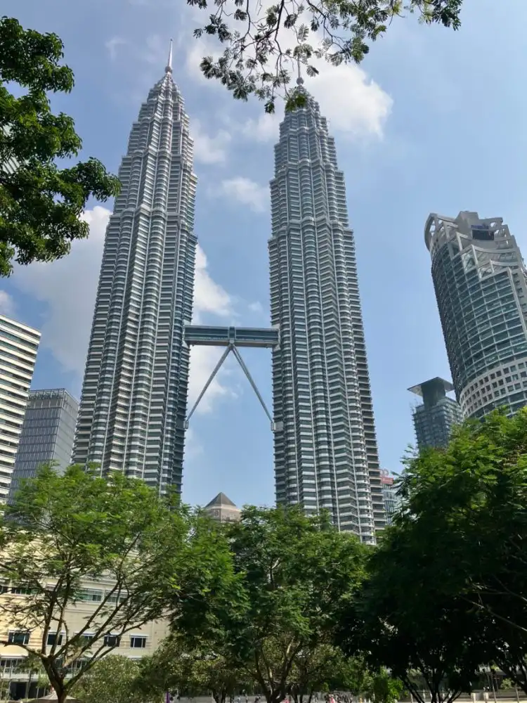 페트로나스-트윈타워의-외경