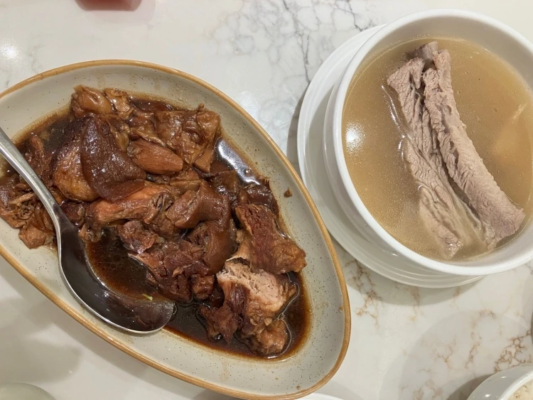 맑은-국물의-바쿠테