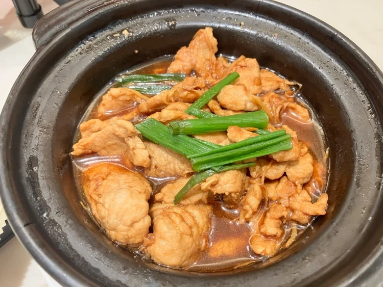 송파바쿠테-양념볶음-고기-메뉴