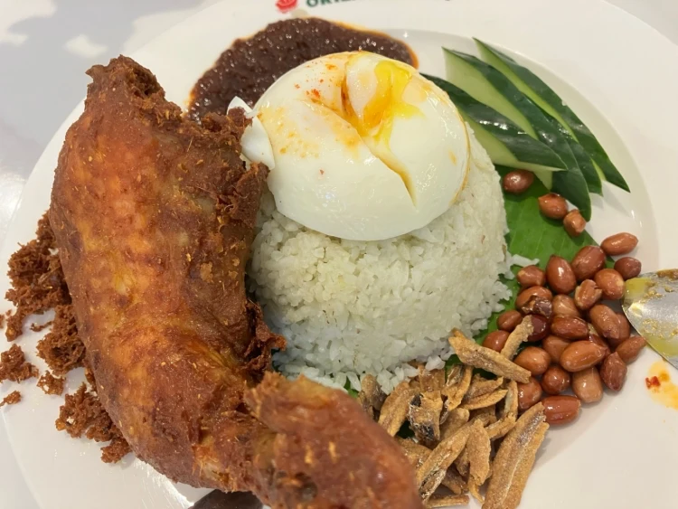 오리엔탈-코피의-나시르막