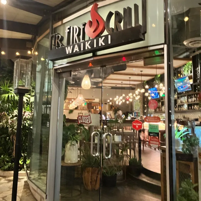 팁을-주는-미국의-일반적인-레스토랑