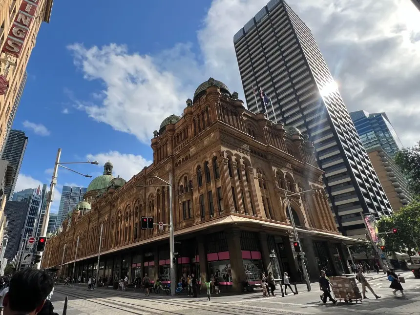 퀸빅토리아빌딩-외경