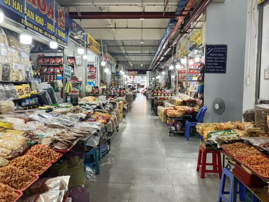 베트남-호치민의-담시장