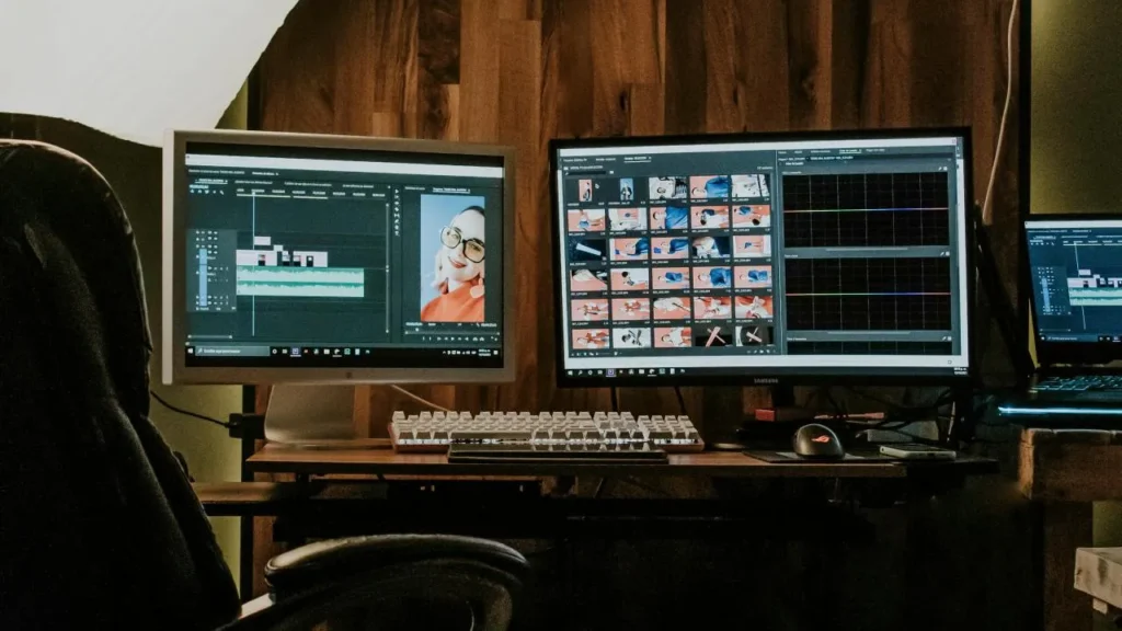 편집시-사용하는-듀얼모니터