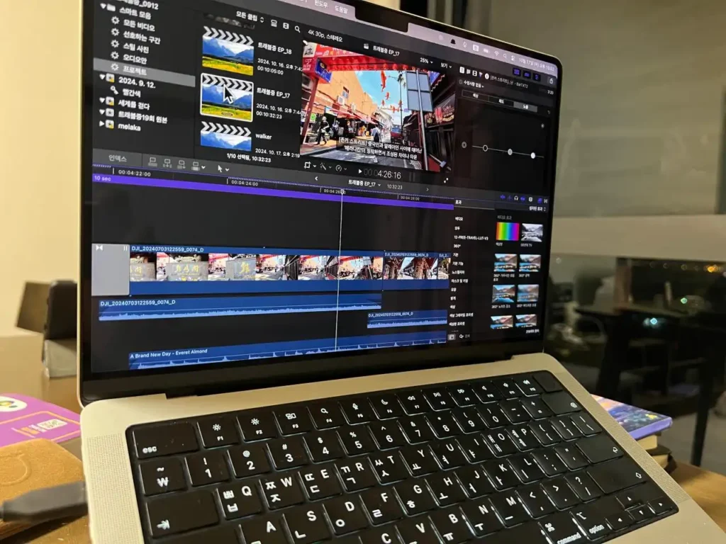 유튜버-편집-노트북