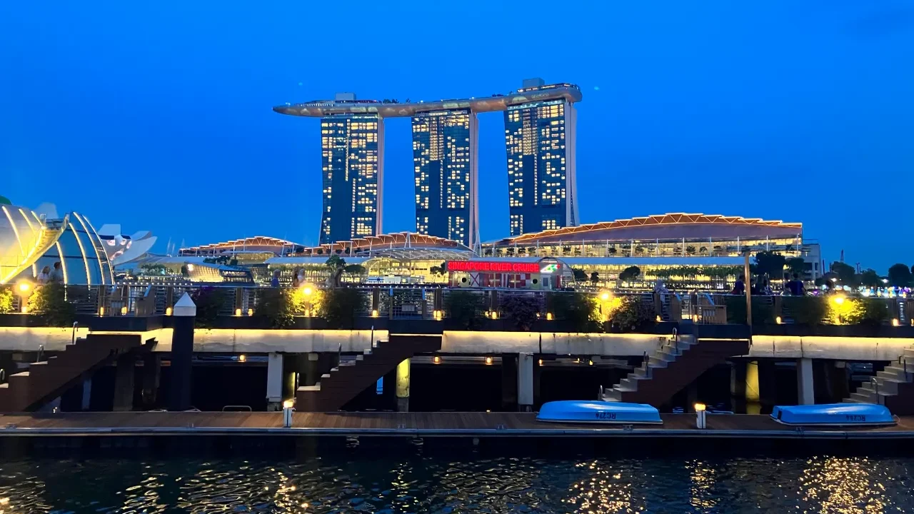 싱가포르-MBS의-야경