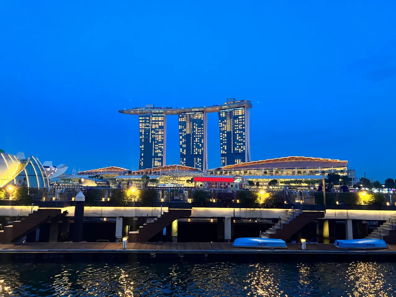 싱가포르-MBS의-야경