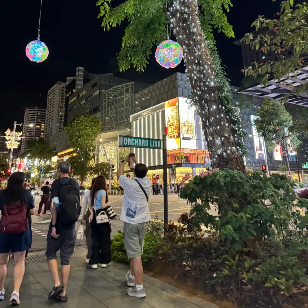 쇼핑몰-천국-오차드로드의-밤거리