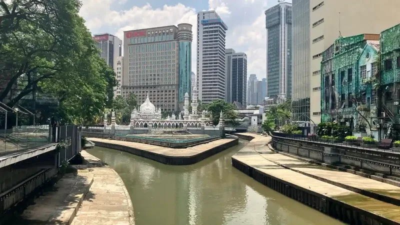 쿠알라룸푸르-어원지